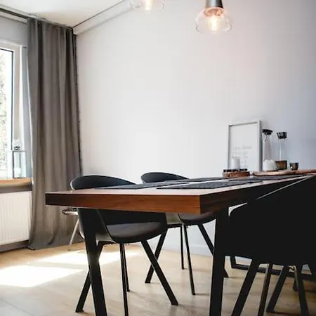 Stylowy Apartament W Centrum Sopotu Z Projektorem-3